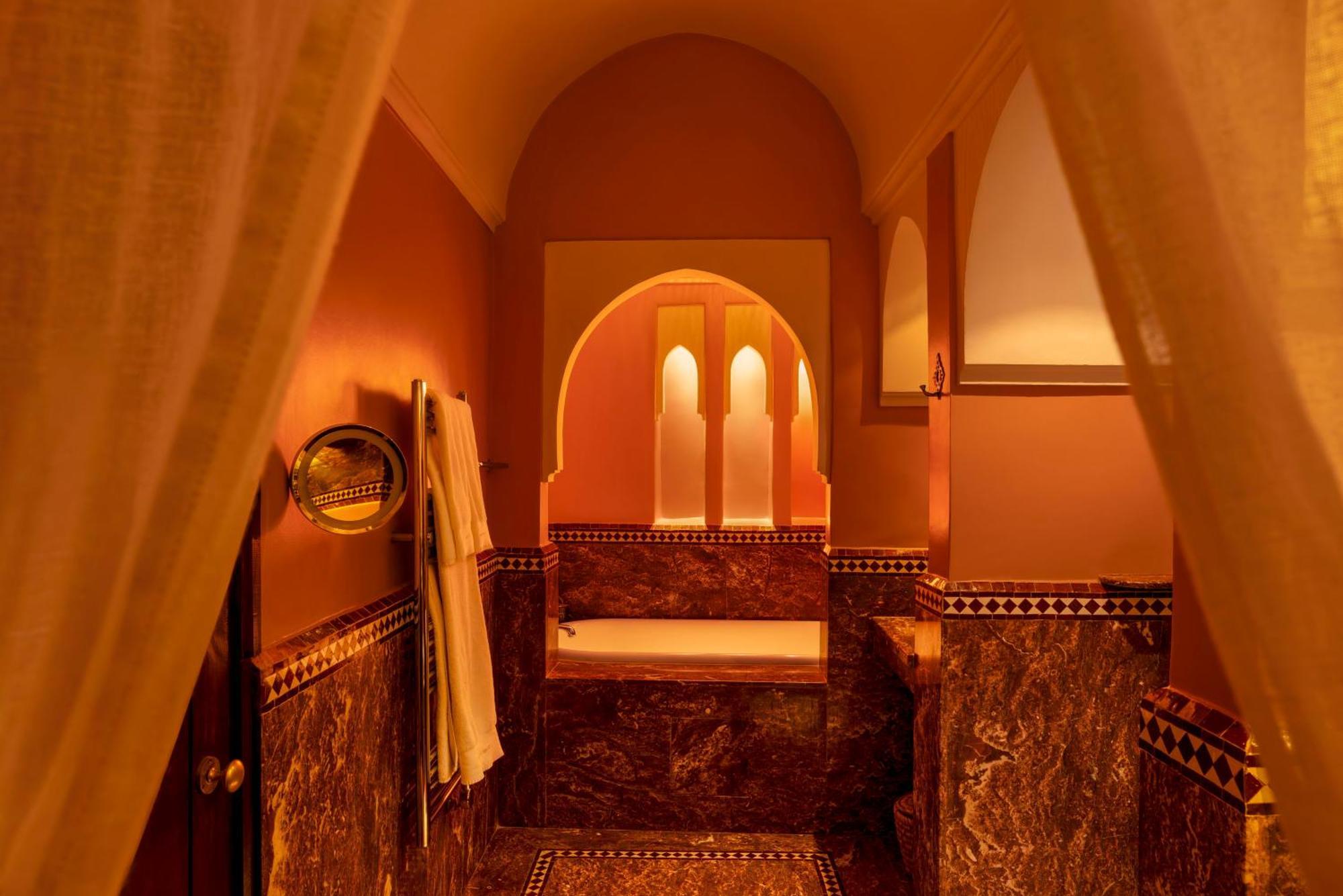 Kasbah Tamadot - Sir Richard Branson'S Moroccan Retreat Asni Extérieur photo
